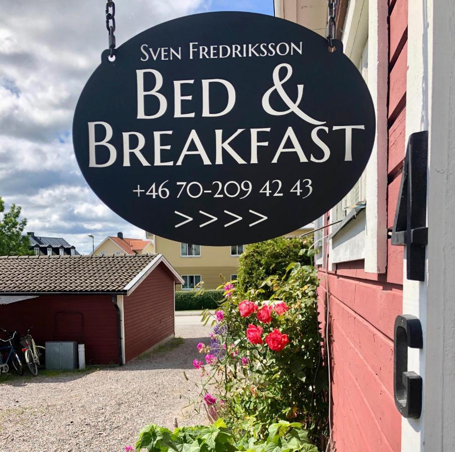 Sven Fredriksson Bed & Breakfast Norrtälje Exterior foto